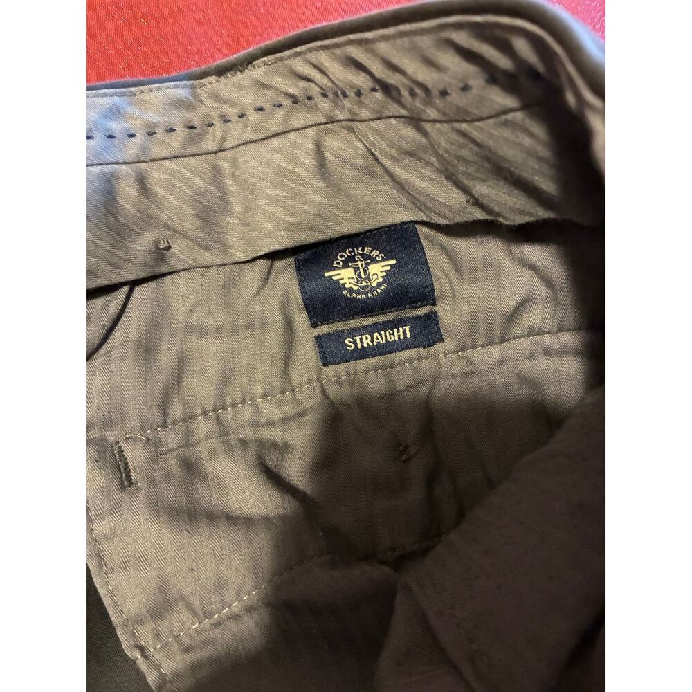 Dockers Pants Mens Straight Dark Gray Chino Flat Front Slacks Casual Office - Picture 2 of 4